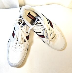 US. Polo Assn 8.5 Lace Up Tennis Shoes